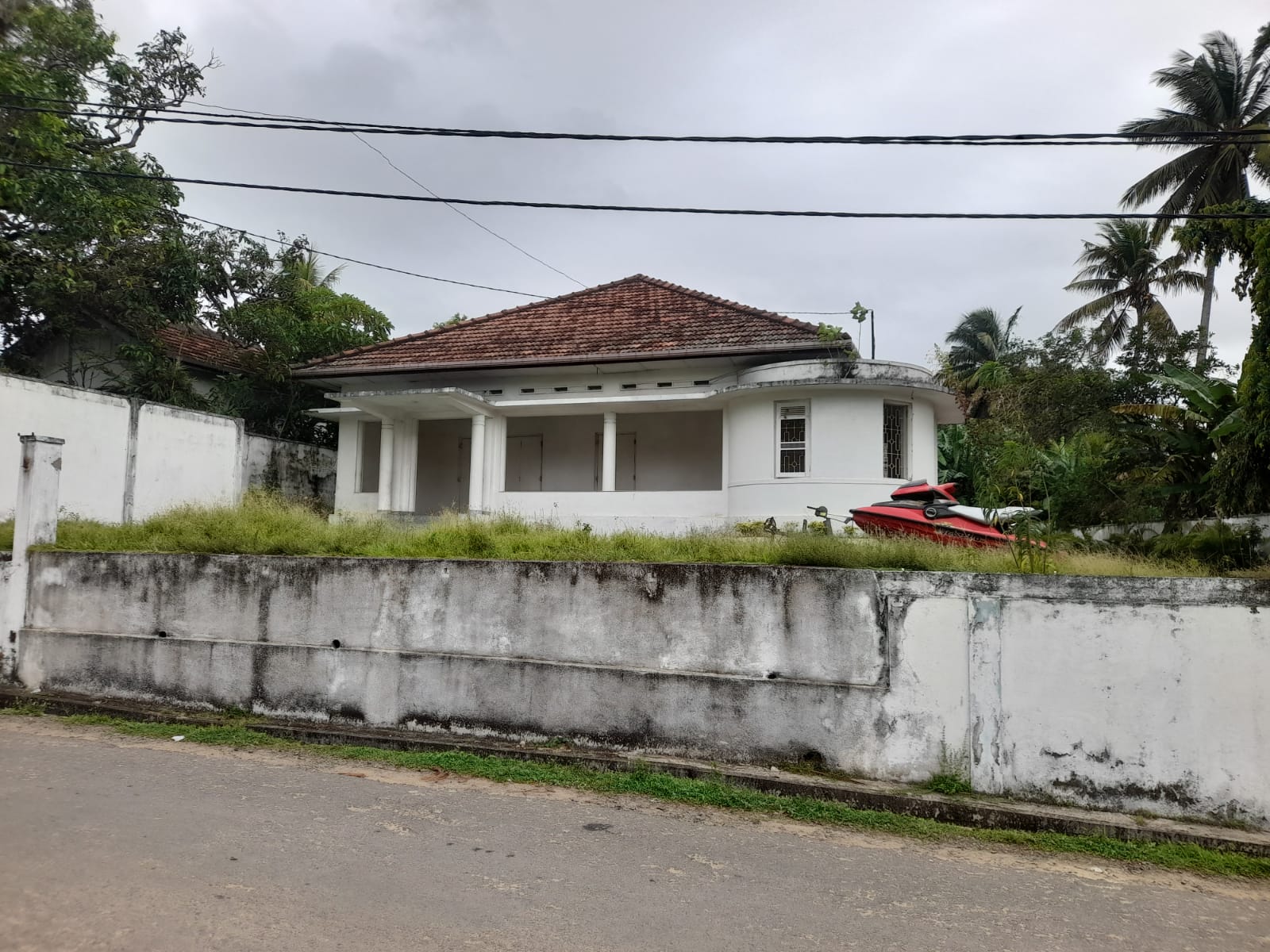 කලුතර දිස්ත්‍රික්කයේ සුපිරි ඉඩමක්!
