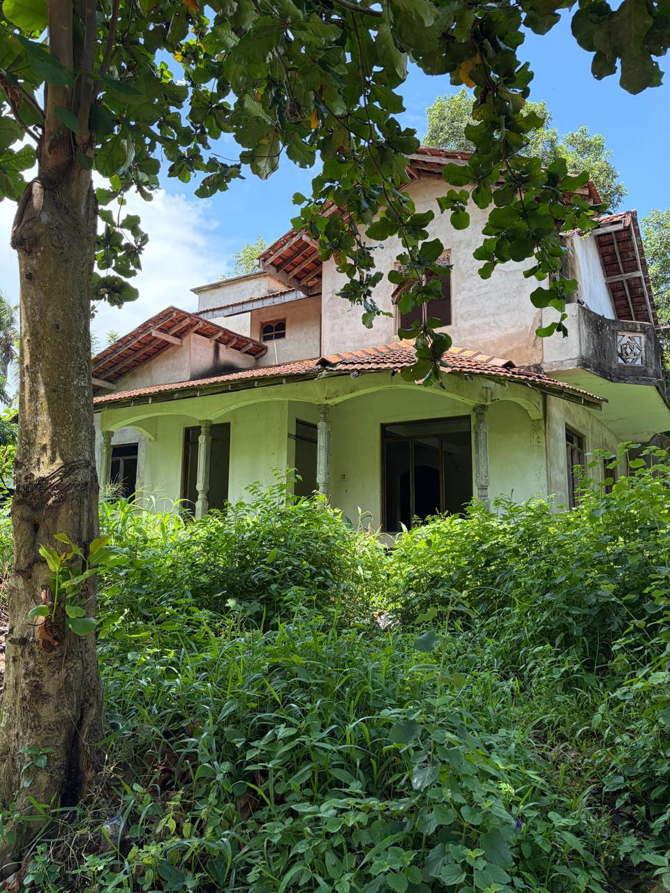 🏡 කළුතර - වාස්කඩුවෙන් නිවසක් සහිත වටිනා ඉඩම වහාම විකිණීමට (නිවස සඳහා මුදලක් අය නොකෙරේ)