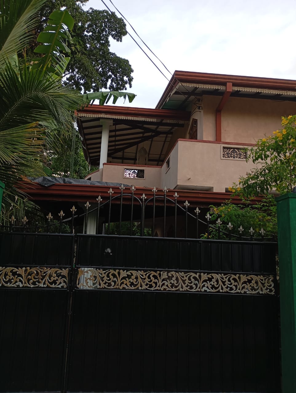 🏡 කළුතර නාගස් හන්දිය අසලින් වටේටම තාප්ප දැමූ අගනා නිවසක් වහාම විකිණීමට ඇත! 💎